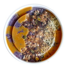 Load image into Gallery viewer, Classic Mixed Berry Smoothie Bowl

